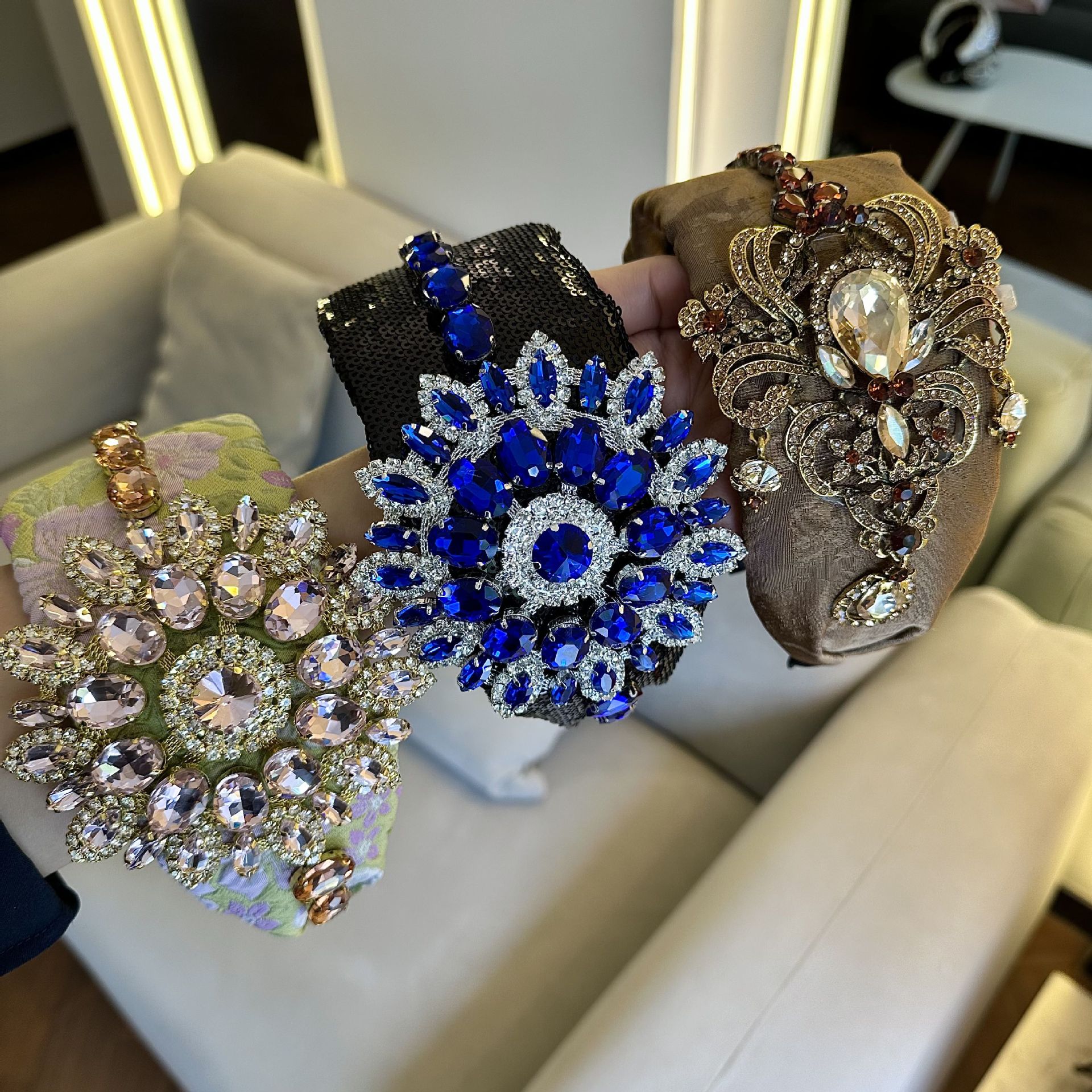 Bridal Blue Crystal Tiara Crow - огляд і ціна Jewelry Making Adults