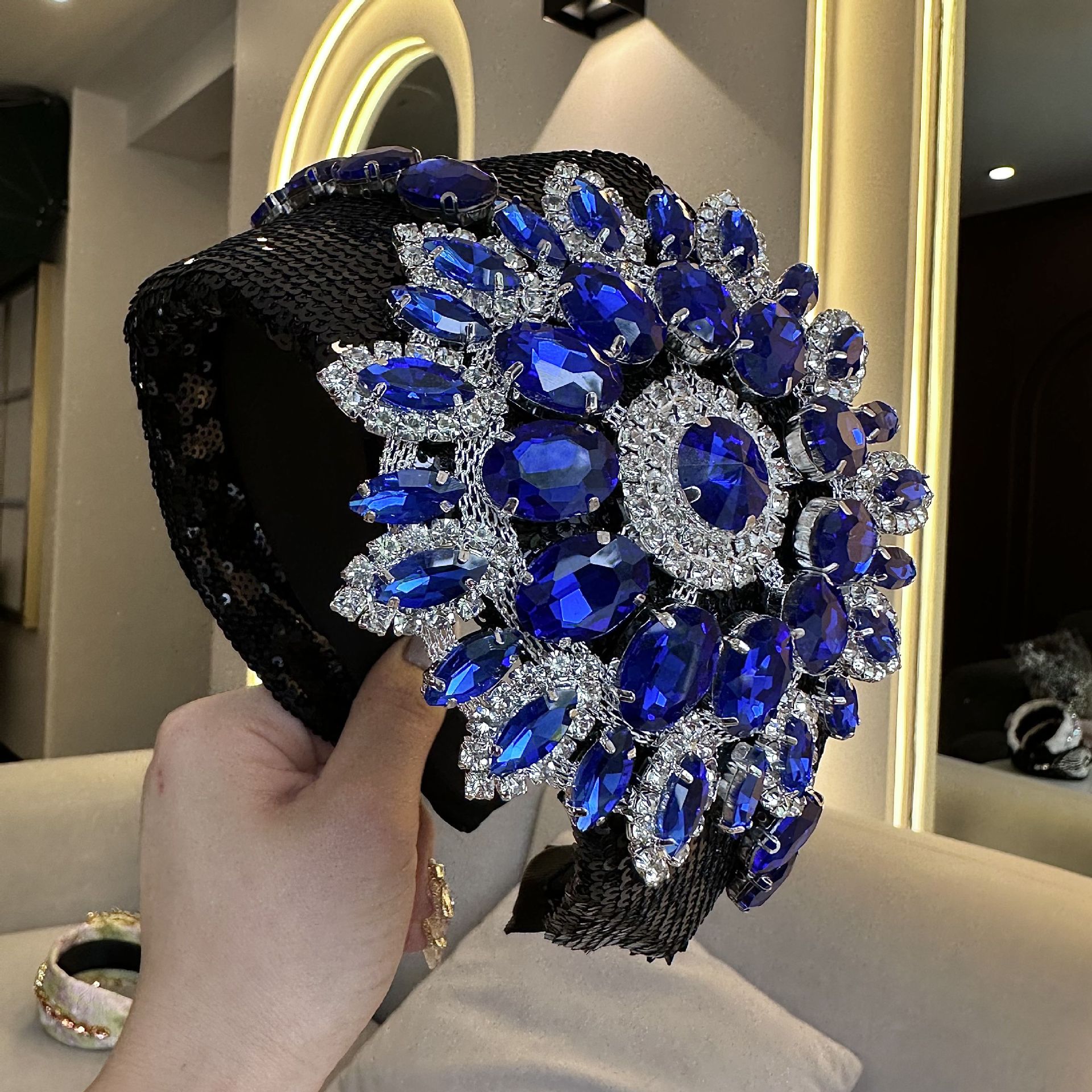 Bridal Blue Crystal Tiara Crow - огляд і ціна Jewelry Making Adults