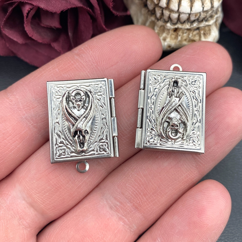 2psc Dainty Bat Book Locket Ch - огляд і ціна Jewelry Making Guide Book